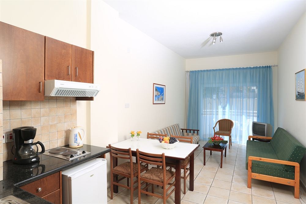 HOTEL APARTAMENTS JACARANDA