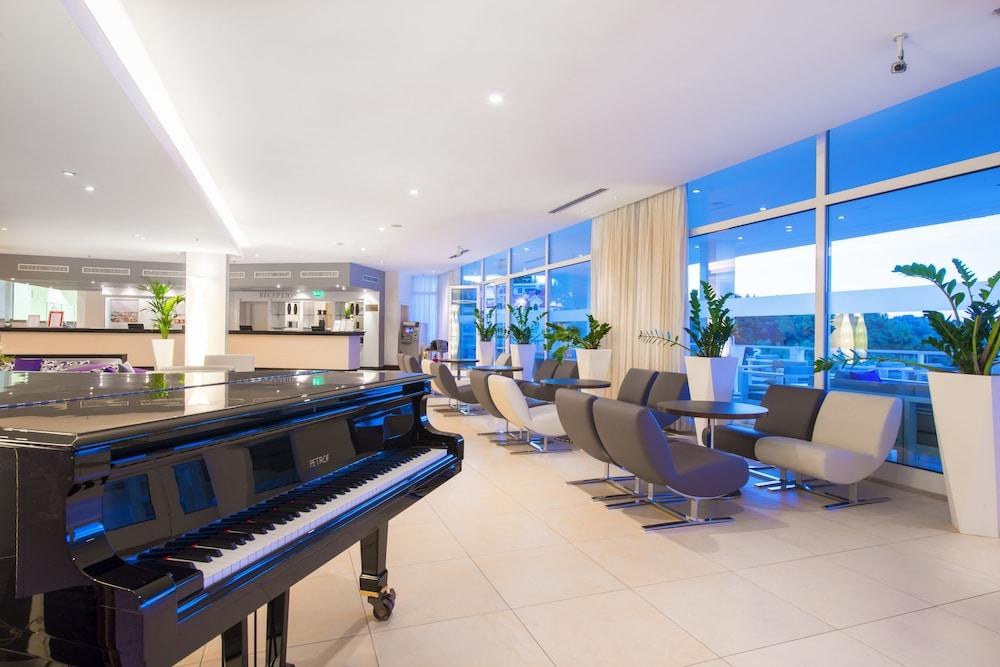 HOTEL AMFORA GRAND BEACH RESORT photo 2