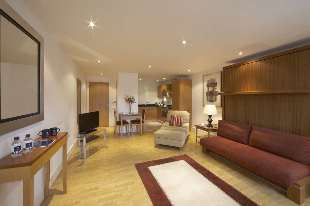 MARLIN APARTMENTS ALDGATE TOWER BRIDGE