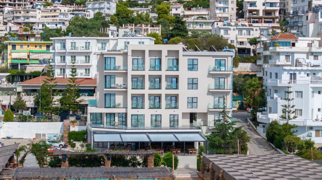 GRAND HOTEL SARANDE photo 1