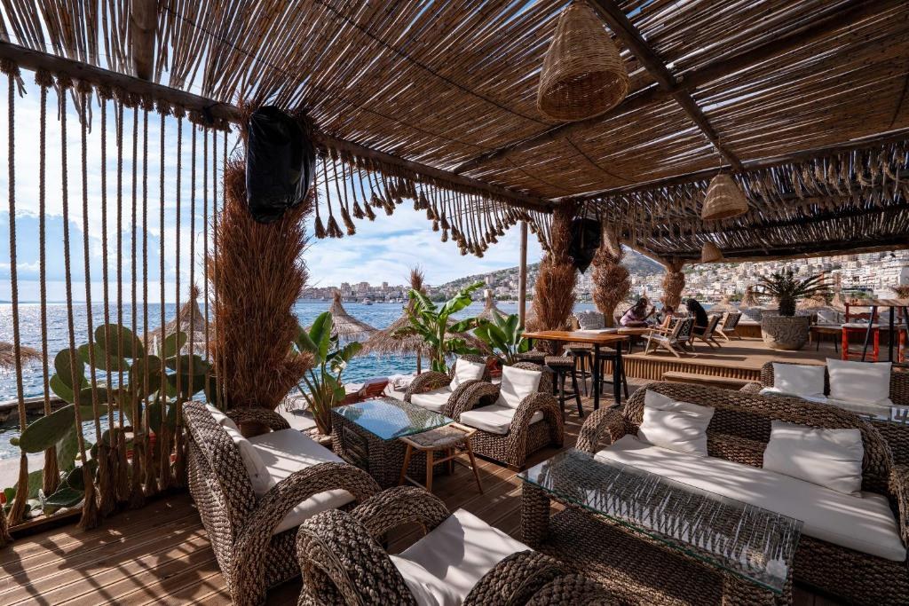 GRAND HOTEL SARANDE photo 3