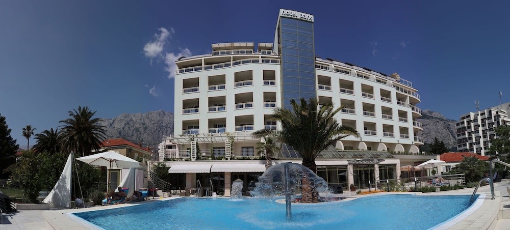 PARK MAKARSKA