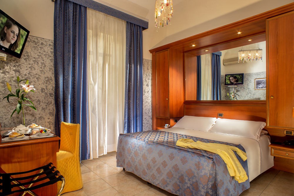 HOTEL ASSISI photo 1