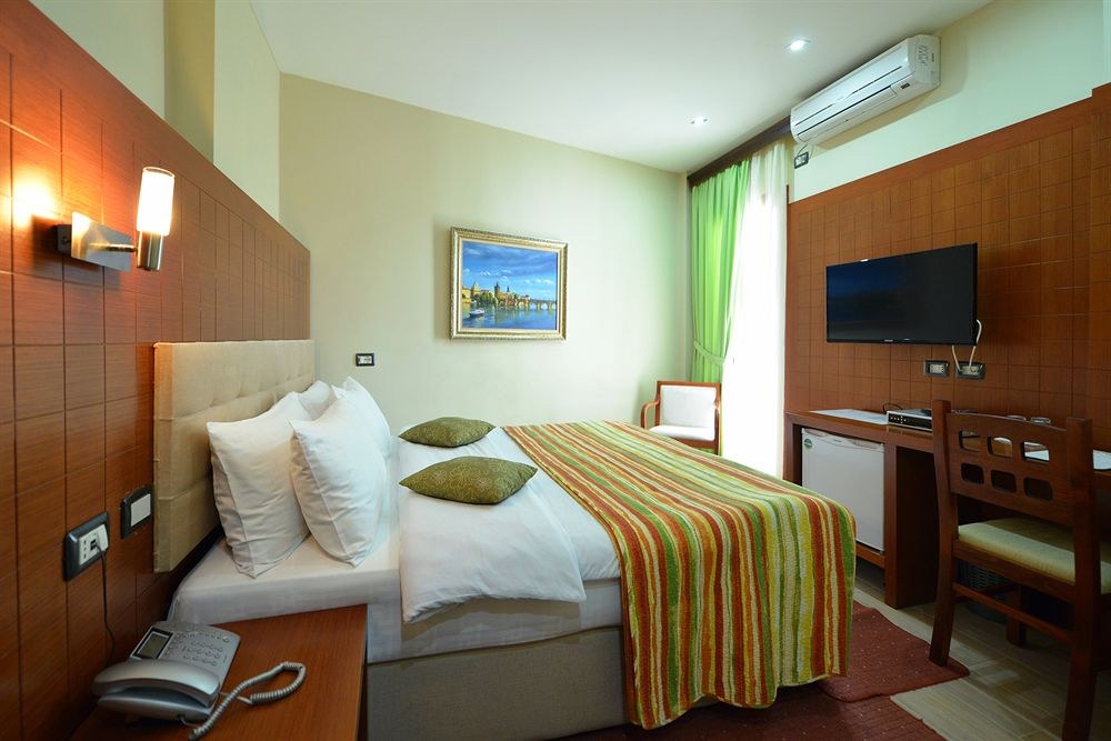 City Hotel Tirana photo 2