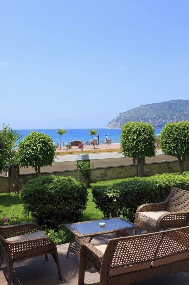 MONART CITY HOTEL photo 1