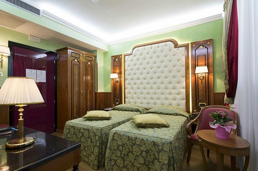 VITTORIA HOTEL photo 3