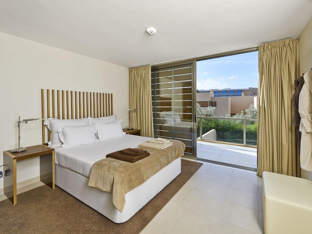SALGADOS BEACH VILLAS photo 2
