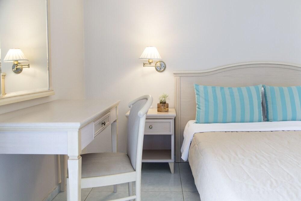 LENA MARE BOUTIQUE HOTEL photo 2