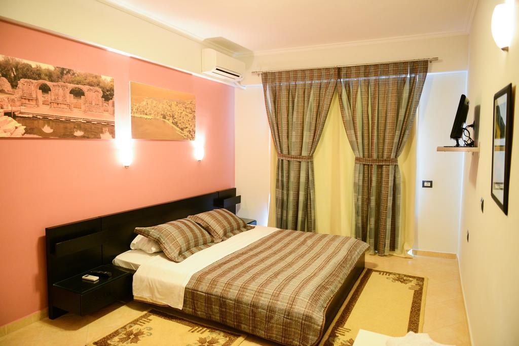 OASIS HOTEL photo 4