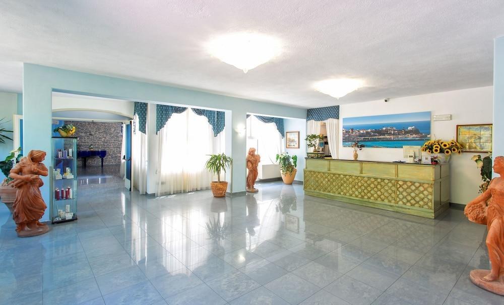 Parco Dei Principi Resort & Spa photo 2