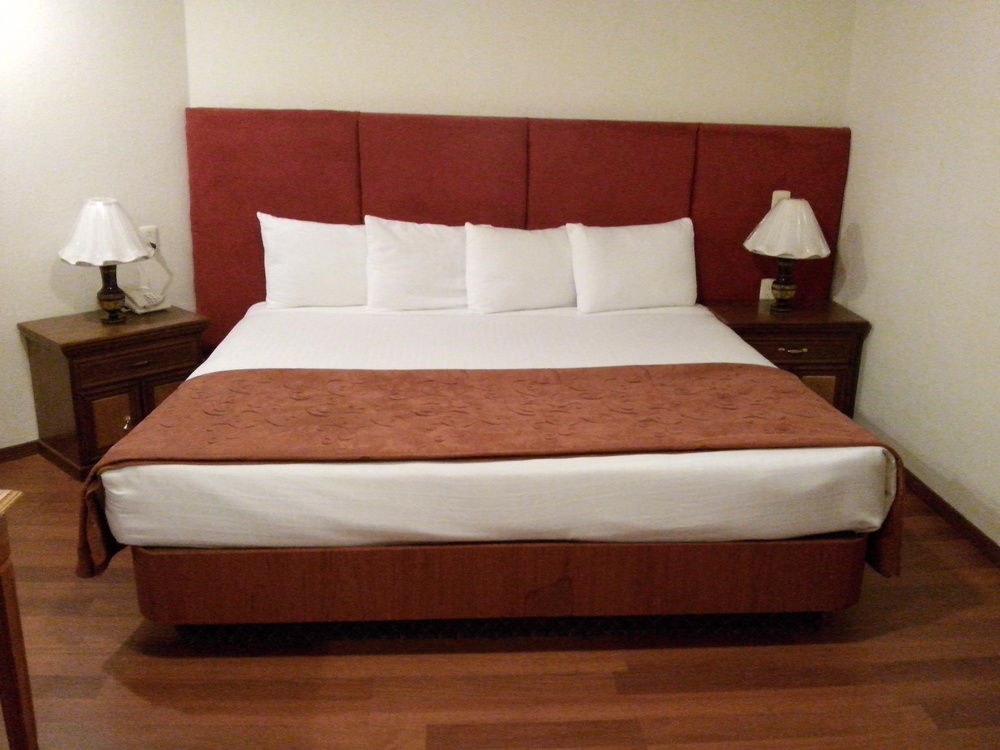 HOTEL BEST WESTERN PLUS GRAN MARQUES