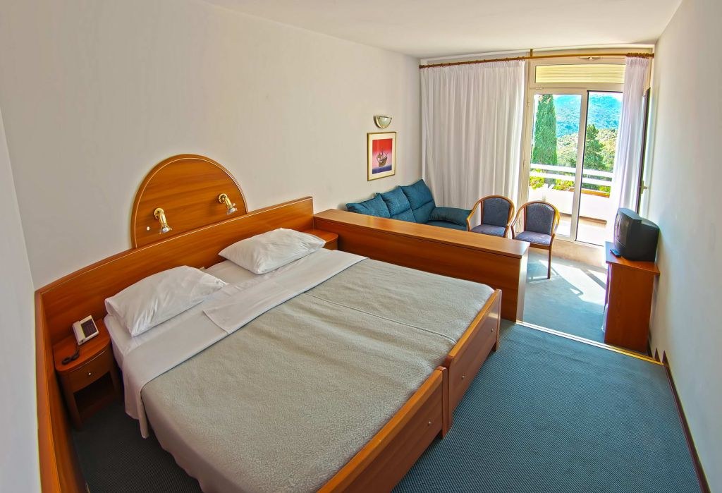 HOTEL OSMINE photo 2