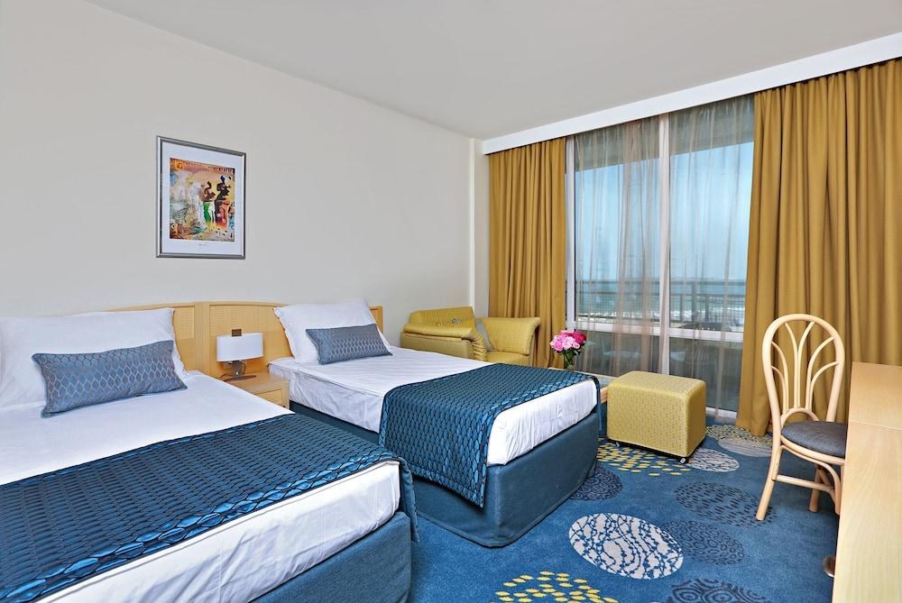 HOTEL GLOBUS photo 3