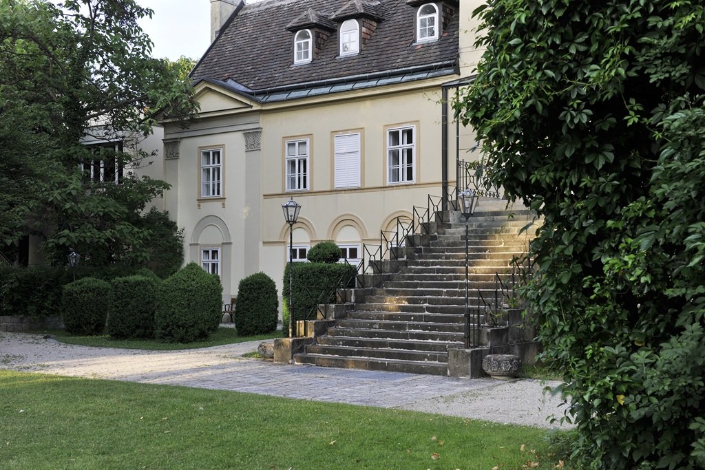 GARTENHOTEL ALTMANNSDORF - 1