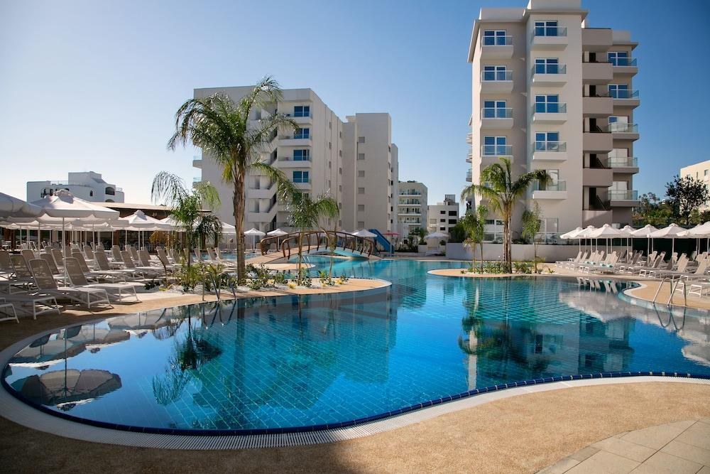 VANGELIS APARTHOTEL