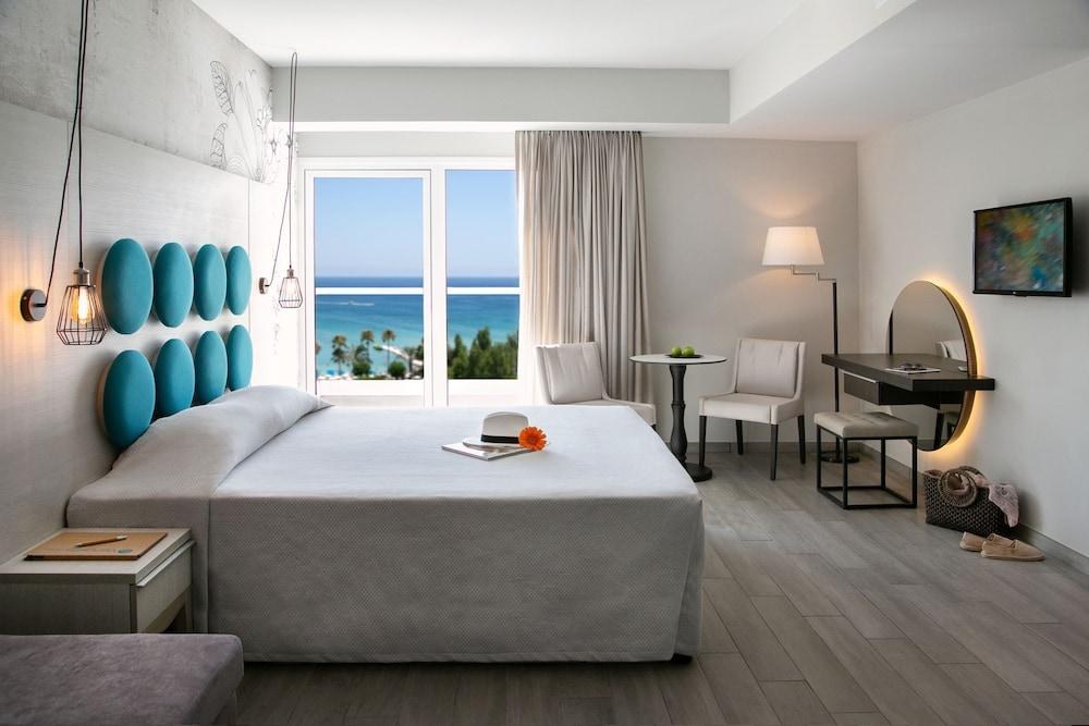 VANGELIS APARTHOTEL photo 1