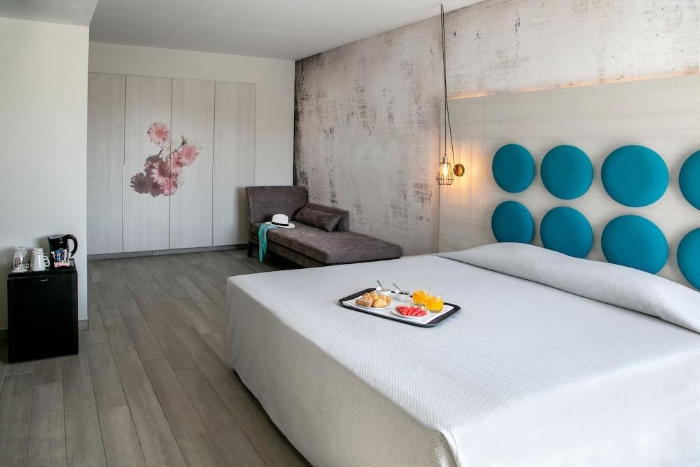 VANGELIS APARTHOTEL photo 2