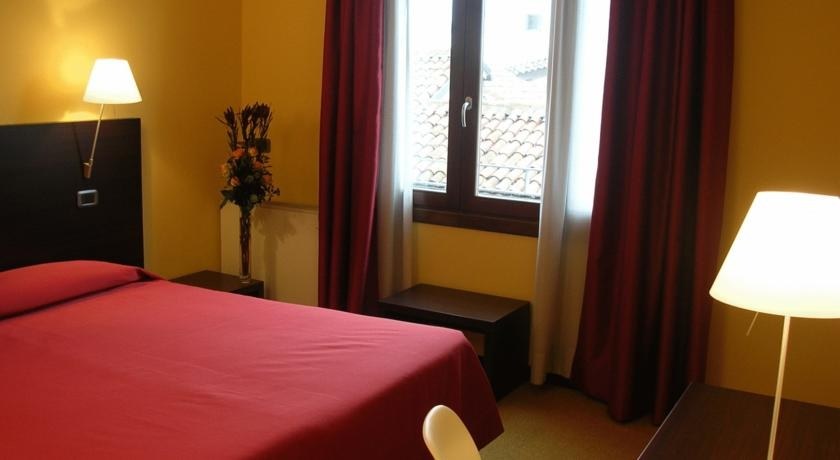 HOTEL VERDI photo 1