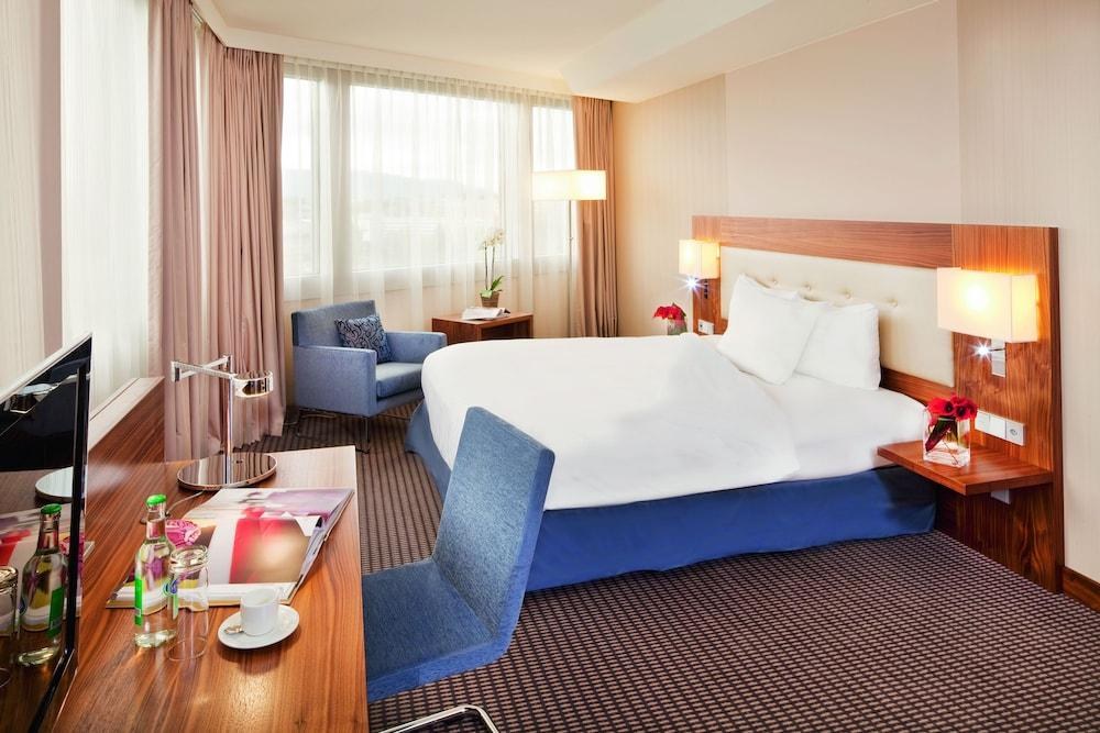 MÖVENPICK HOTEL & CASINO GENEVA photo 3