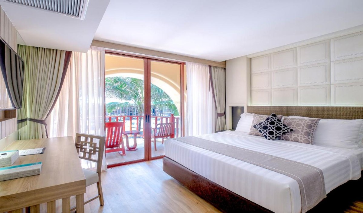 PHUKET GRACELAND RESORT & SPA photo 1