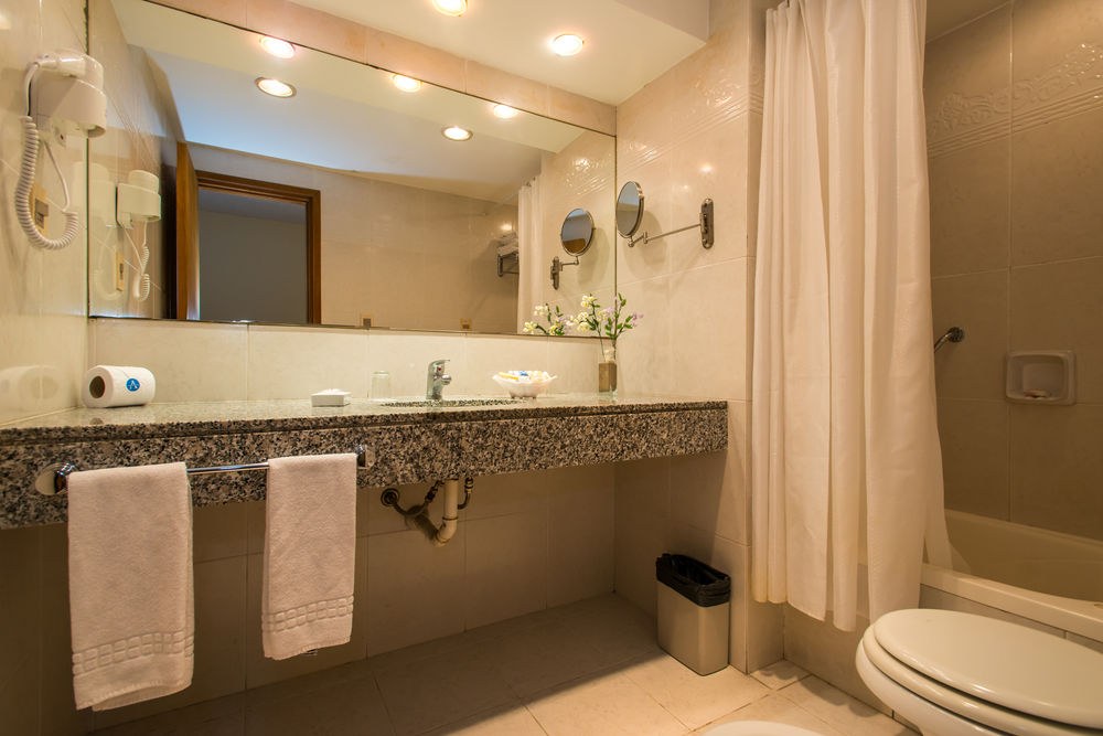 ARMON SUITES HOTEL
