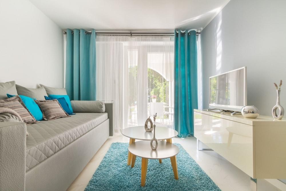 MALIN HOTEL photo 3