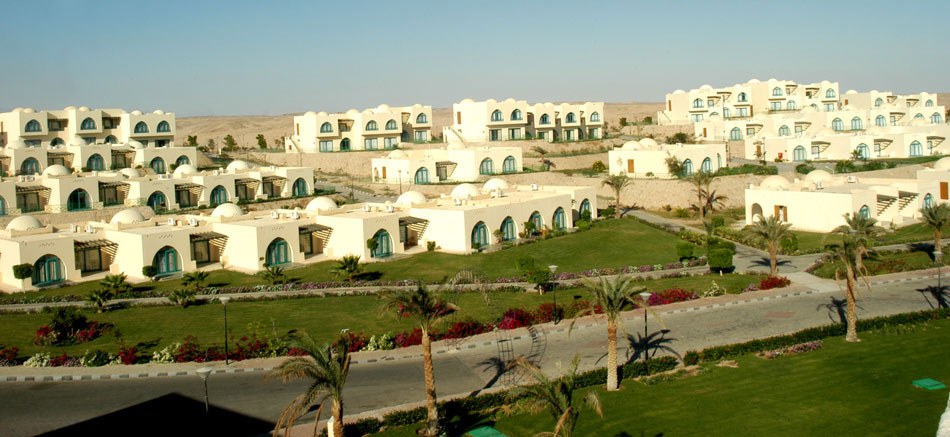 TIA HEIGHTS MAKADI