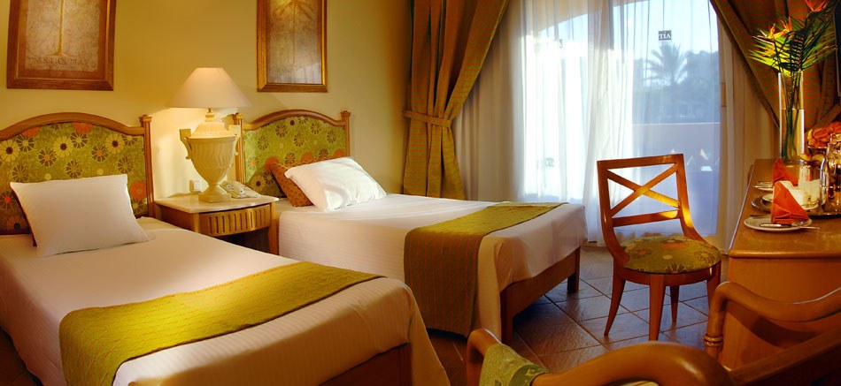 TIA HEIGHTS MAKADI photo 3