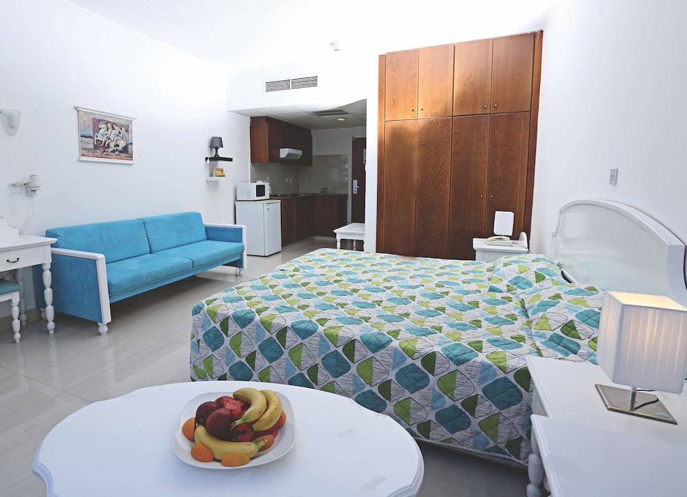 MARLITA BEACH HOTEL APARTMENTS photo 3