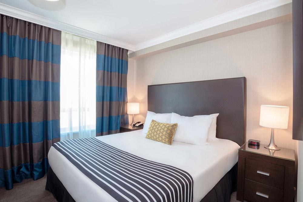 SANDMAN HOTEL OAKVILLE photo 3