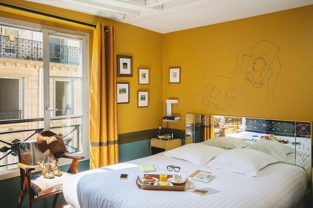 HOTEL CRAYON BY ELEGANCIA photo 2