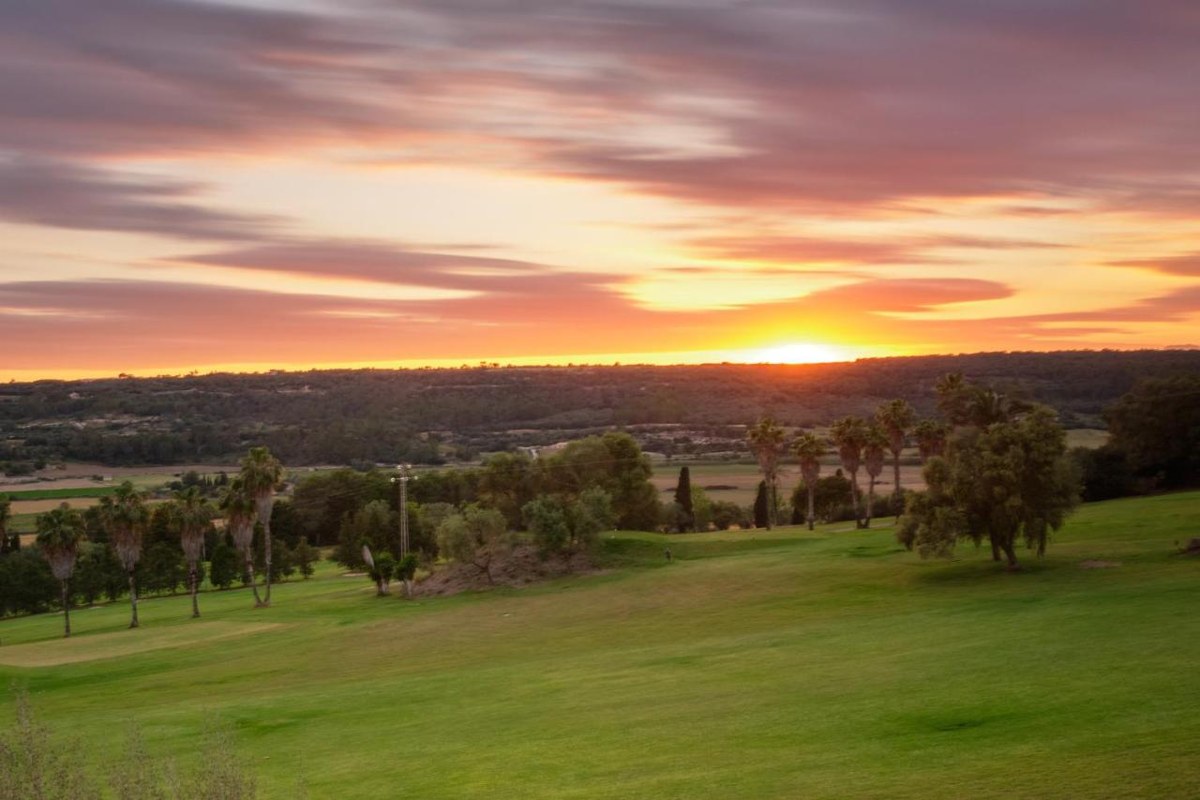 LA RESERVA ROTANA GOLF RESORT photo 3