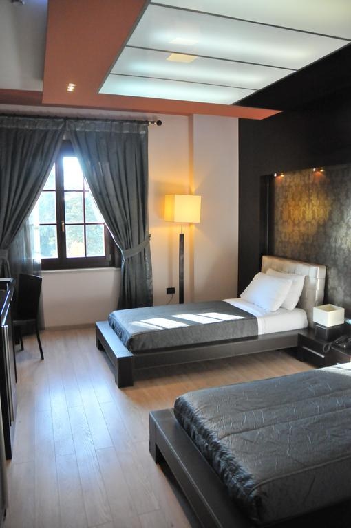 MONARC HOTEL photo 2