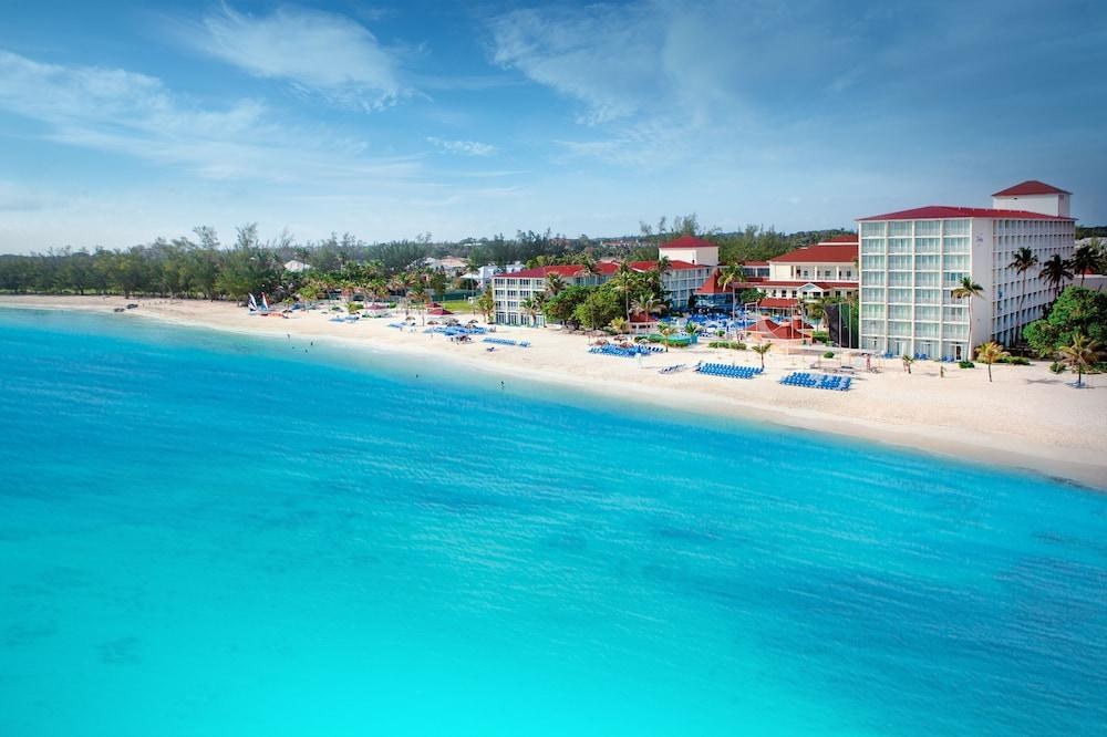 BREEZES BAHAMAS RESORT & SPA photo 3