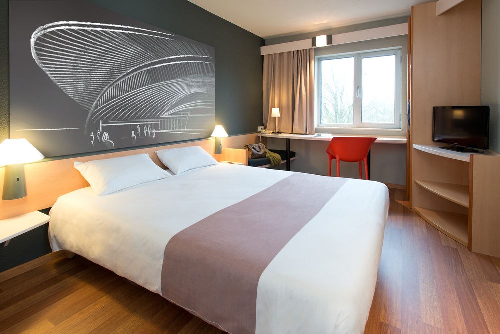 IBIS LIÈGE SERAING