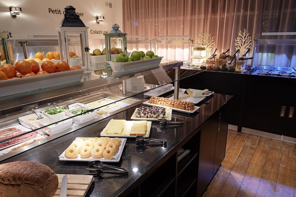 LINDNER WTC HOTEL & CITY LOUNGE ANTWERP photo 4