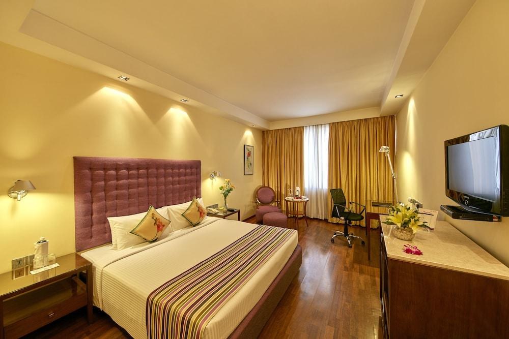 ROYAL ORCHID CENTRAL BANGALORE photo 3