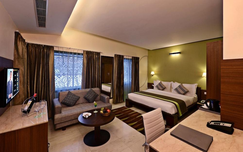LEISURE INN GRAND CHANAKYA photo 4