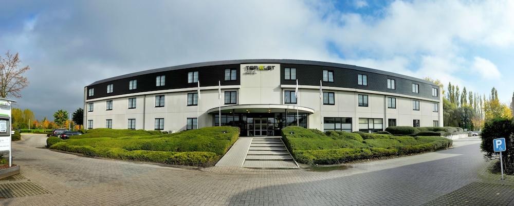 TER ELST photo 3