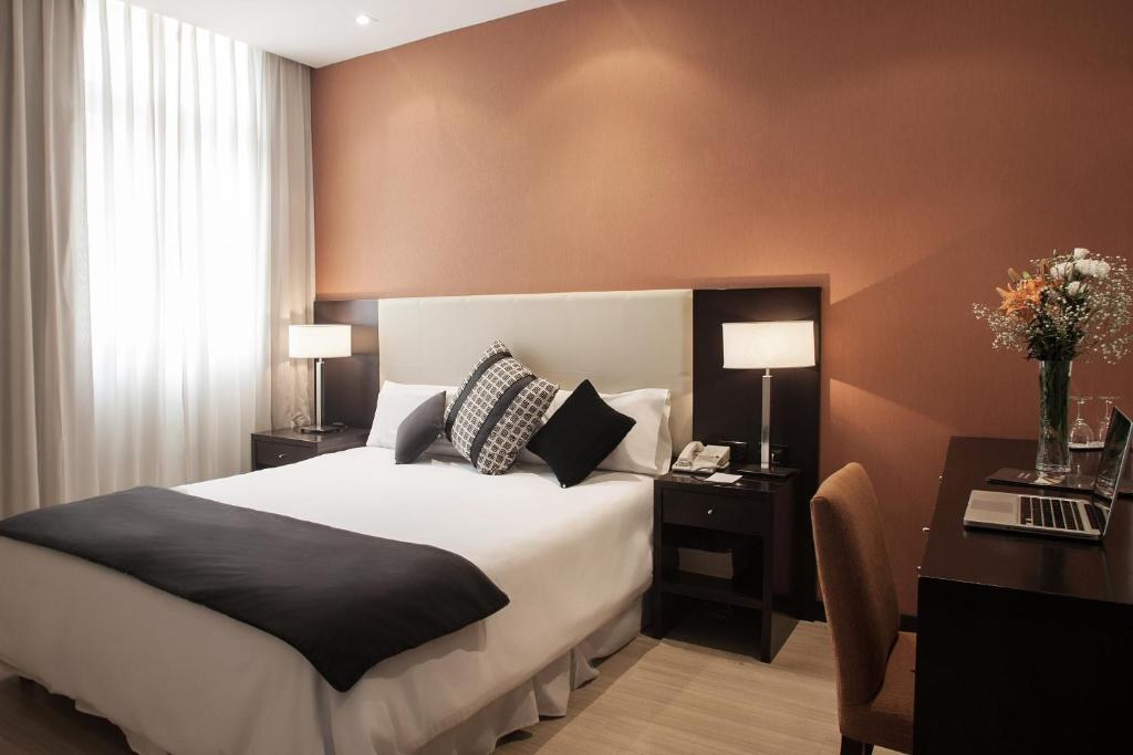 HR LUXOR HOTEL BUENOS AIRES photo 1