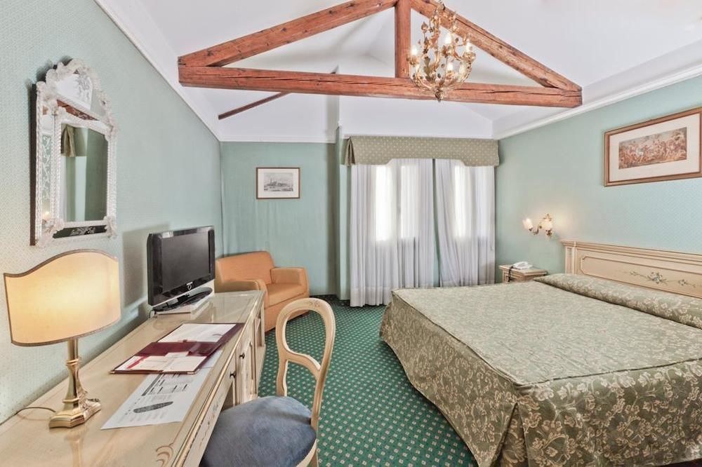HOTEL AMERICAN DINESEN photo 1