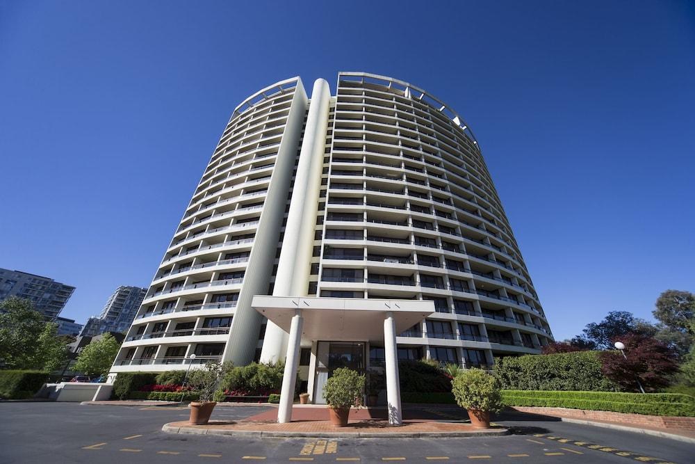 Breakfree Capital Tower Hotel photo 2