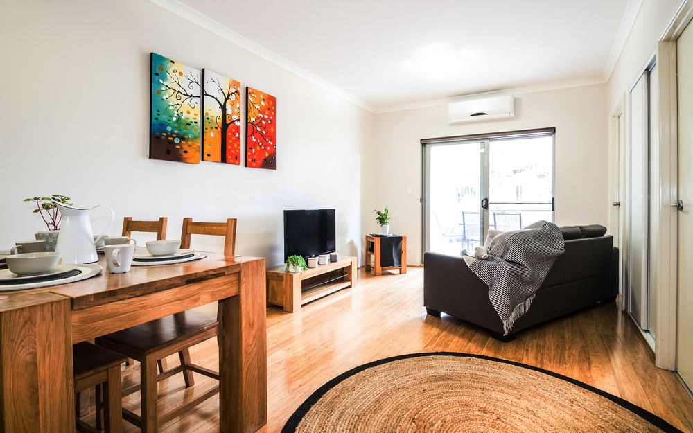 AIRPORT APARTMENTS BY AURUM