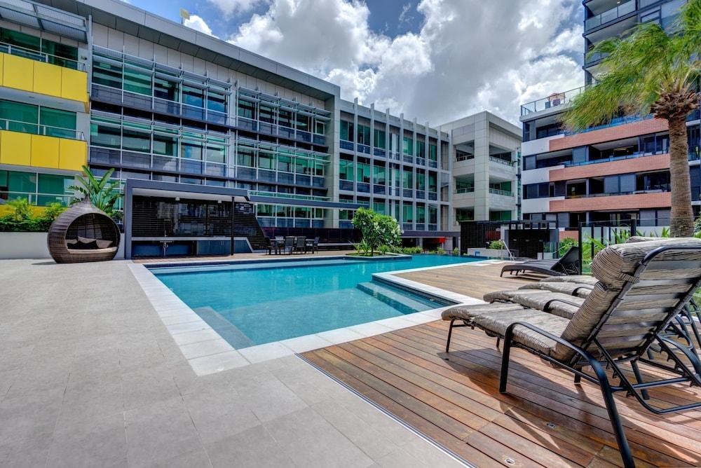 ARENA APARTMENTS photo 3