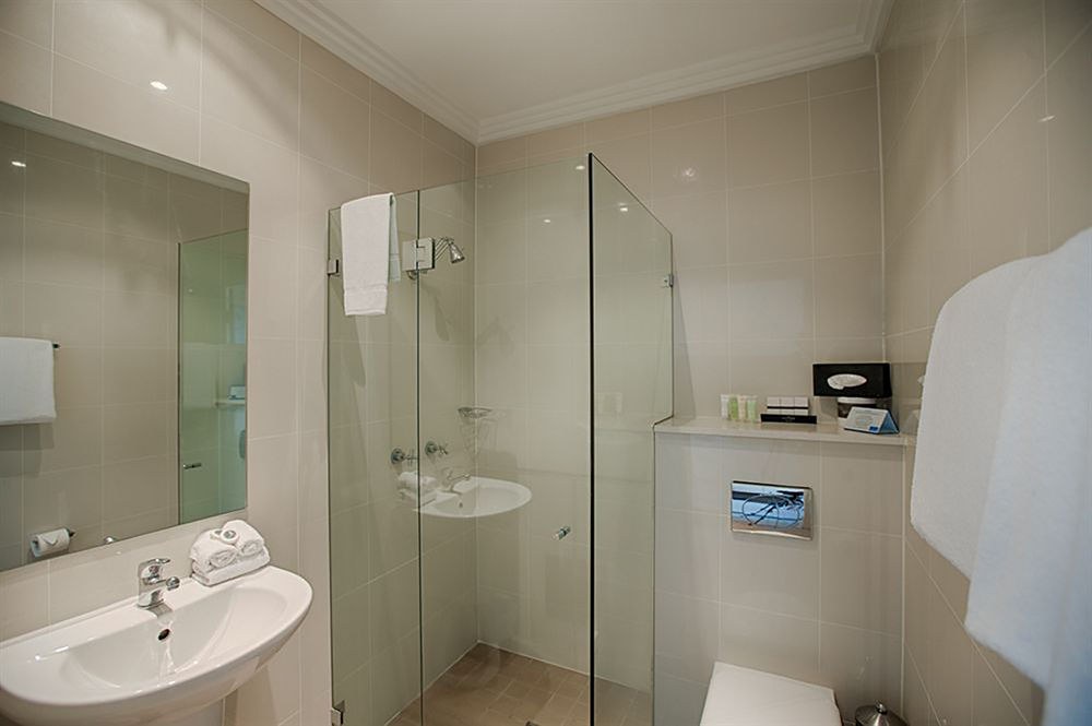 ADARA CAMPERDOWN HOTEL photo 1