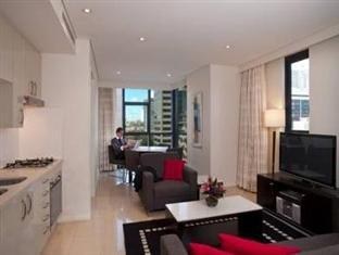 MERITON SERVICED APARTMENTS - PITT STREET photo 1