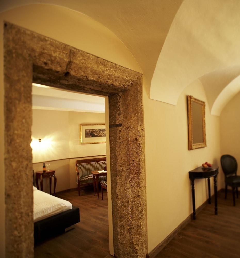 ALTSTADTHOTEL KASERERBRAEU photo 3
