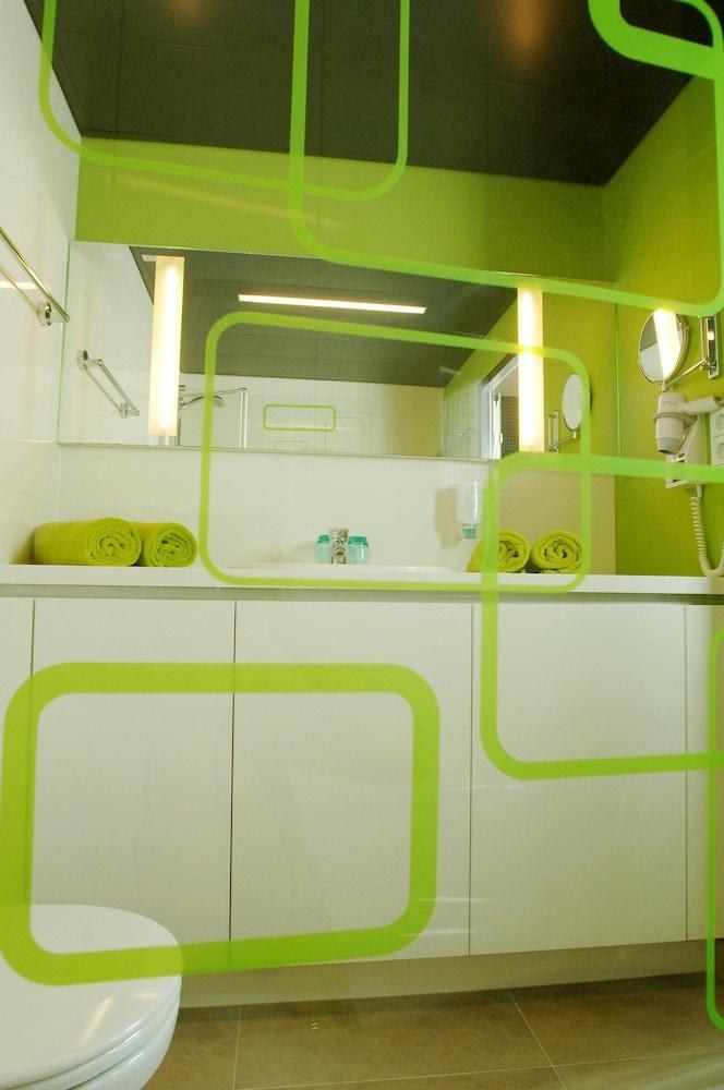 HARRY'S HOME photo 3