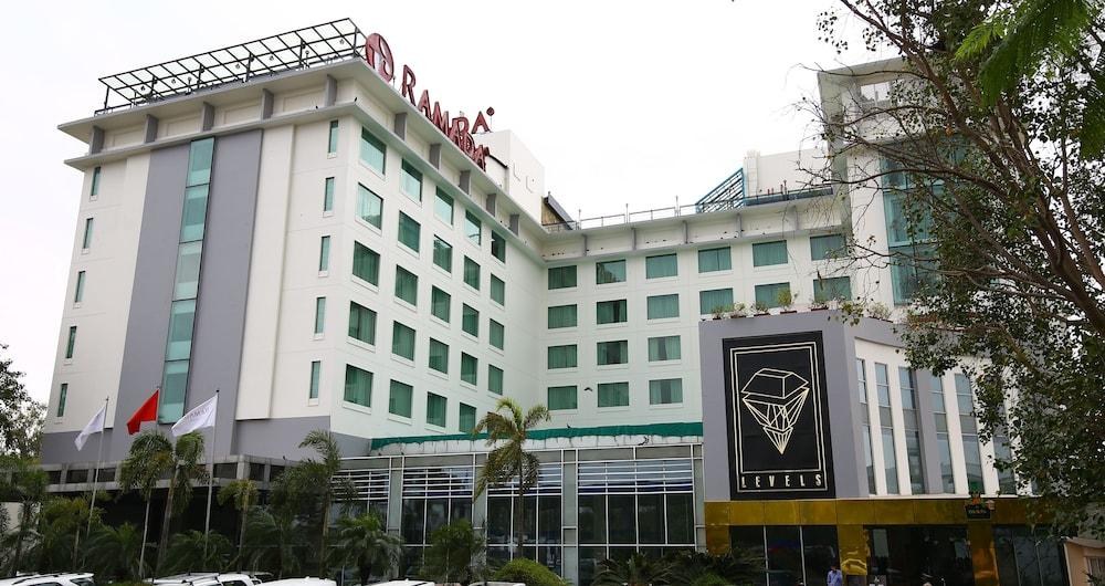 RAMADA JAIPUR photo 2