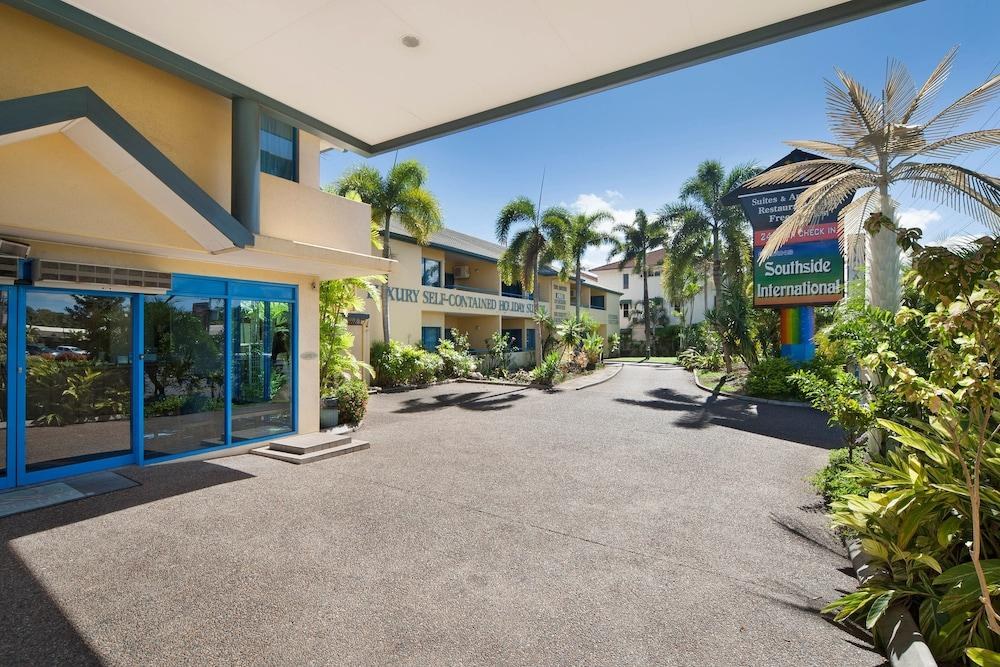 Cairns Southside International photo 4